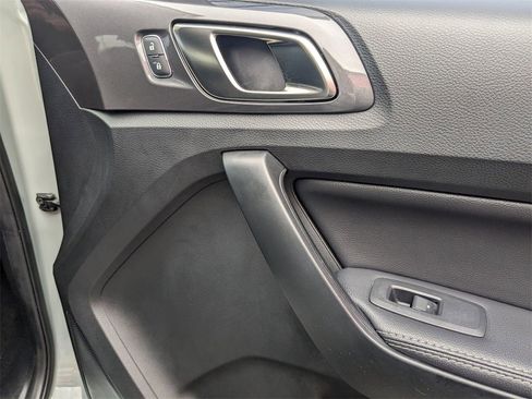 Used 2021 Ford Ranger Lariat w/ Technology Package image 29