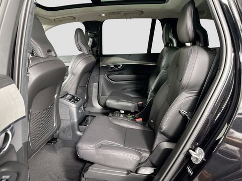 New 2025 Volvo XC90 T8 Ultra w/ Lounge Package image 16