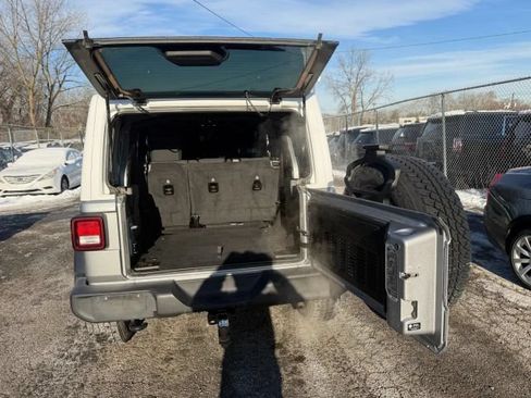 Used 2021 Jeep Wrangler Unlimited Sport AWD/4WD image 14