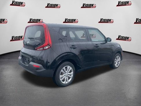 Used 2021 Kia Soul LX image 5