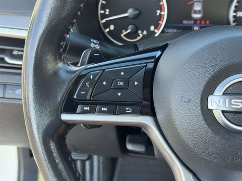 Used 2023 Nissan Altima 2.5 SR image 11