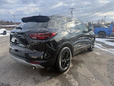 Used 2024 Chevrolet Blazer LT w/ Convenience Package image 8