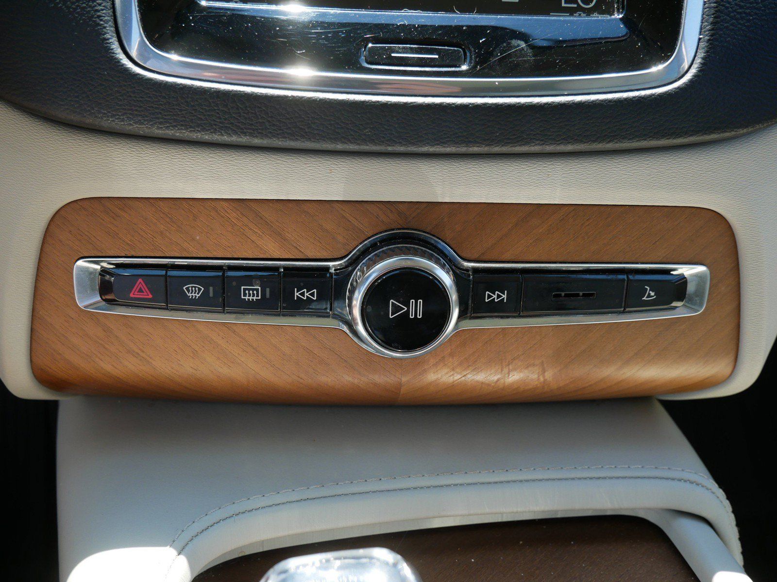 Used 2020 Volvo XC90 T8 Inscription AWD/4WD image 21