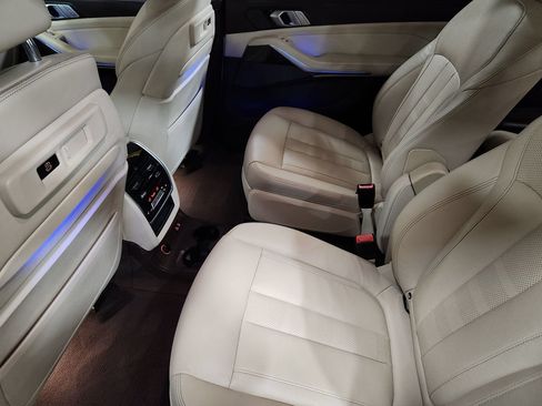 Used 2019 BMW X7 xDrive50i w/ Luxury Seating Package AWD/4WD image 50