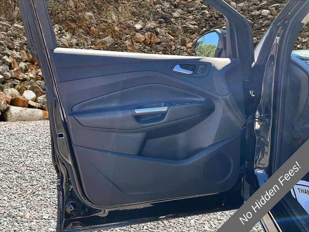 Used 2018 Ford Escape SEL AWD/4WD image 20