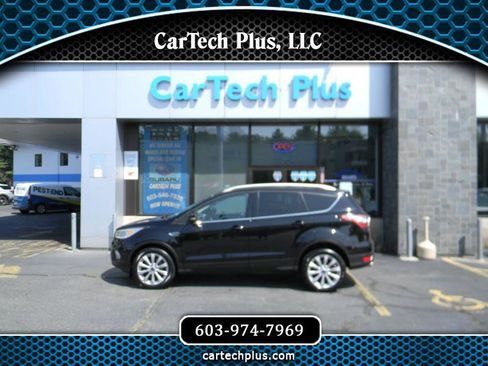 Used 2017 Ford Escape Titanium image 1