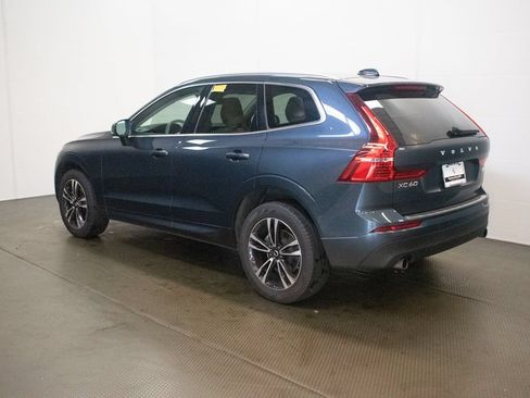 Used 2021 Volvo XC60 T5 Momentum w/ Protection Package Premier AWD/4WD image 6