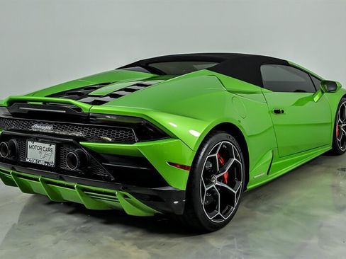 Used 2020 Lamborghini Huracan EVO AWD/4WD image 14