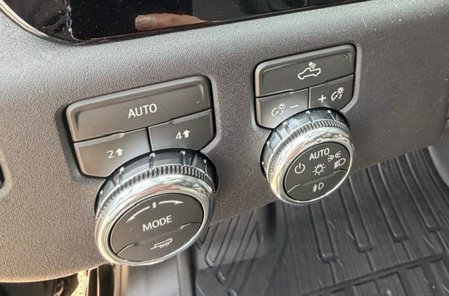 New 2026 GMC Sierra 1500 Elevation w/ Elevation Select Package AWD/4WD image 12