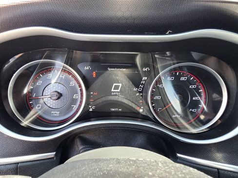 Used 2015 Dodge Charger SXT w/ AWD Plus Group image 34