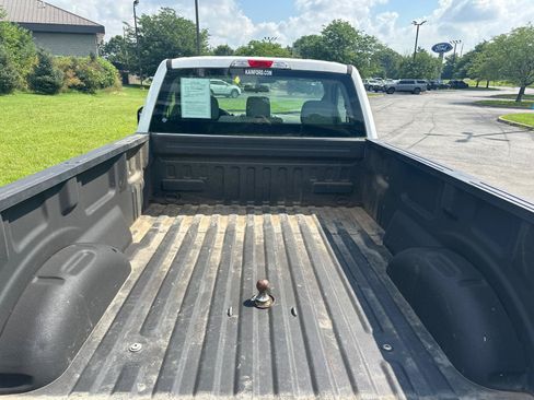 Used 2018 Ford F150 XL w/ Equipment Group 101A Mid RWD image 5