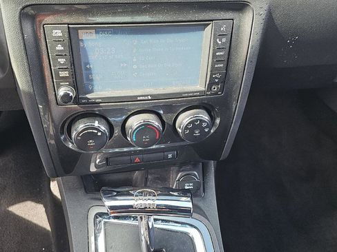 Used 2010 Dodge Challenger SE RWD image 13