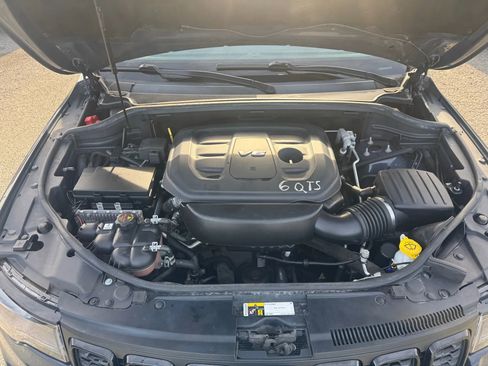 Used 2018 Jeep Grand Cherokee Altitude image 26