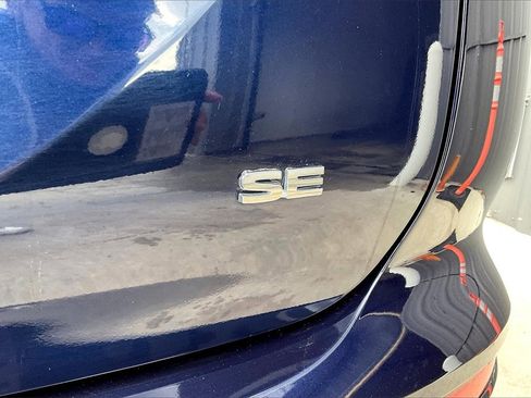 Used 2024 Mitsubishi Outlander SE Black Edition image 8