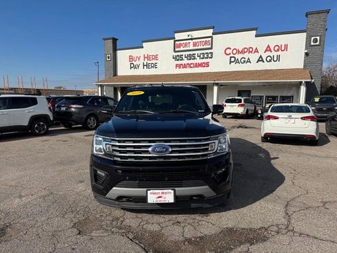 Used 2019 Ford Expedition XLT w/ Equipment Group 202A AWD/4WD image 3
