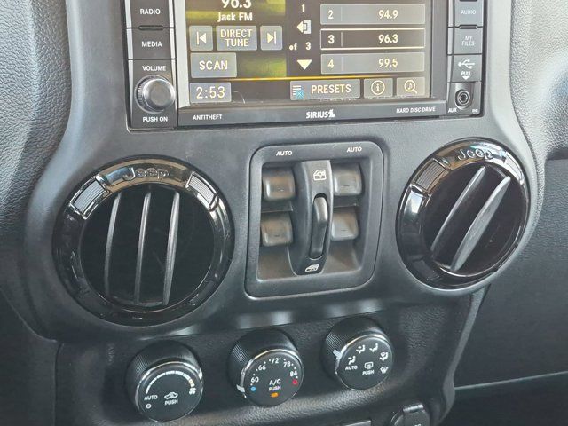 Used 2012 Jeep Wrangler Unlimited Sahara AWD/4WD image 23