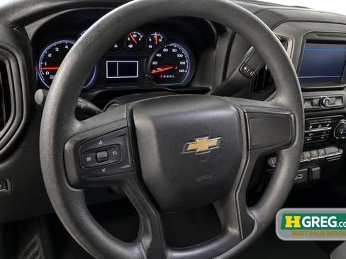 Used 2020 Chevrolet Silverado 1500 Custom w/ Custom Value Package RWD image 10