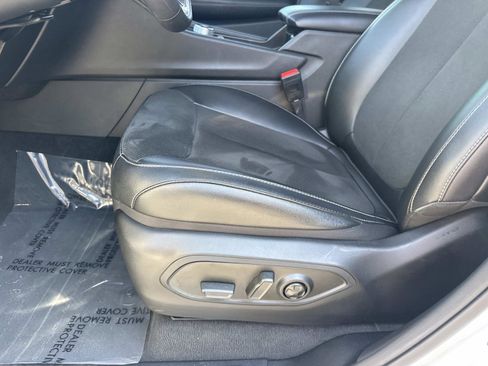 Used 2024 Jeep Grand Cherokee Altitude image 18