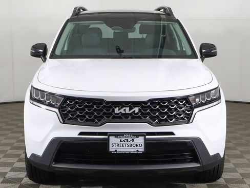 Used 2023 Kia Sorento S w/ Panoramic Sunroof Package AWD/4WD image 13