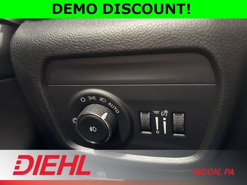 New 2025 Jeep Grand Cherokee Limited w/ Trailer Tow Package image 25