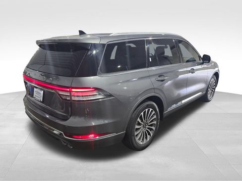Used 2022 Lincoln Aviator Reserve w/ Elements Package Plus AWD/4WD image 6