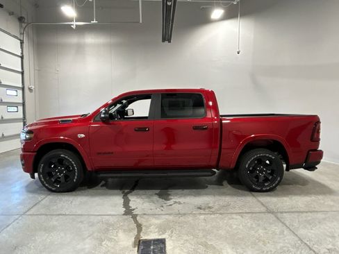 New 2026 RAM 1500 Big Horn AWD/4WD image 9