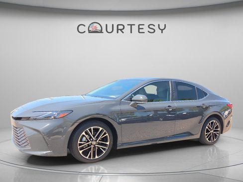 Certified 2026 Toyota Camry XLE FWD image 1