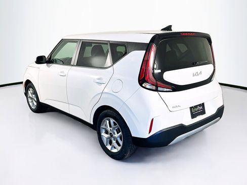 Used 2025 Kia Soul LX w/ LX Technology Package image 5