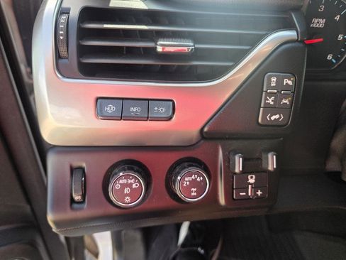 Used 2017 Chevrolet Tahoe Premier AWD/4WD image 17