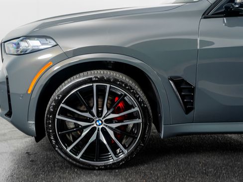 Used 2024 BMW X5 xDrive40i image 16