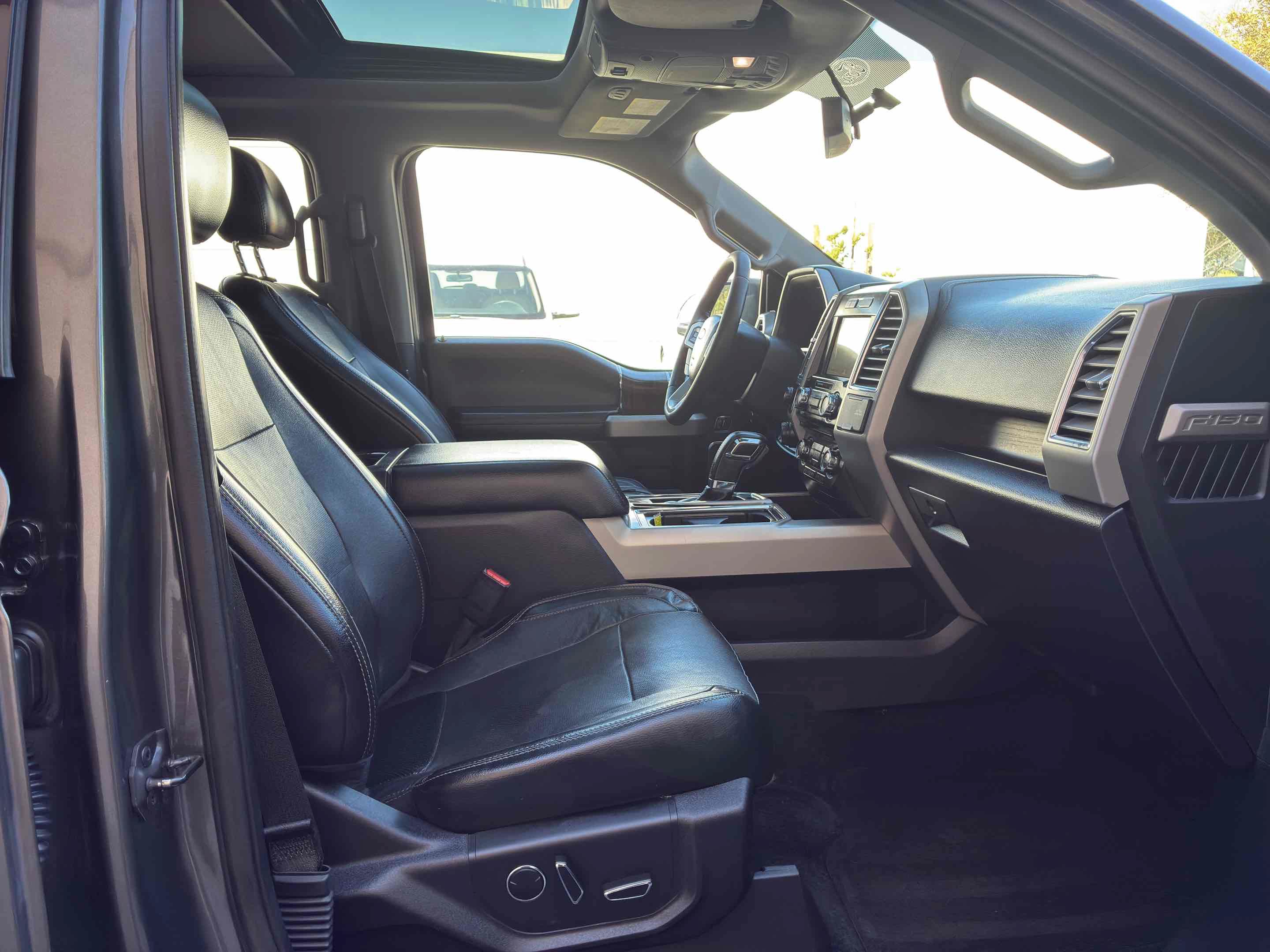 Used 2016 Ford F150 Lariat w/ Equipment Group 501A Mid AWD/4WD image 43