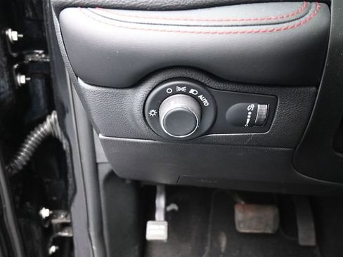 Used 2024 Dodge Durango GT image 18