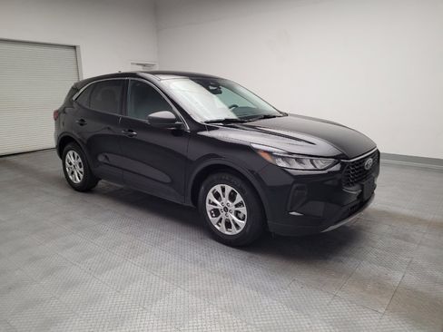 Used 2023 Ford Escape Active FWD image 11