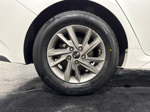 Used 2020 Kia Optima LX FWD image 8