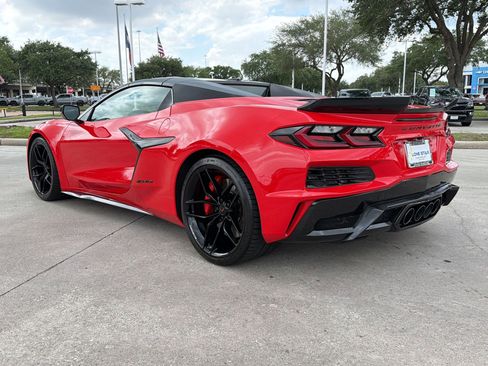 Used 2025 Chevrolet Corvette Z06 w/ Battery Protection Package image 3