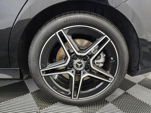 Used 2022 Mercedes-Benz CLA 250 4MATIC image 18