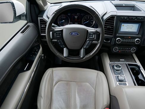 Used 2018 Ford Expedition Limited AWD/4WD image 13