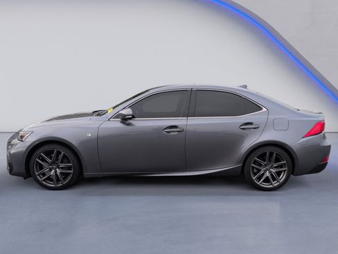 Used 2020 Lexus IS 300 F Sport image 5