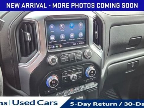 Used 2021 GMC Sierra 1500 SLE AWD/4WD image 17