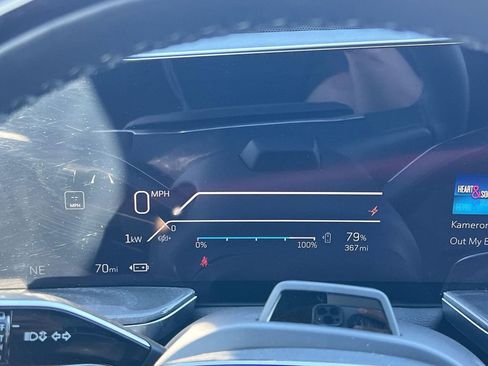 New 2025 Cadillac Escalade IQ Luxury 2 image 15