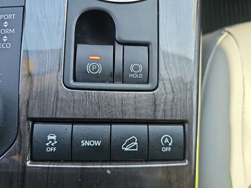 Used 2020 Toyota Highlander Platinum AWD/4WD image 22
