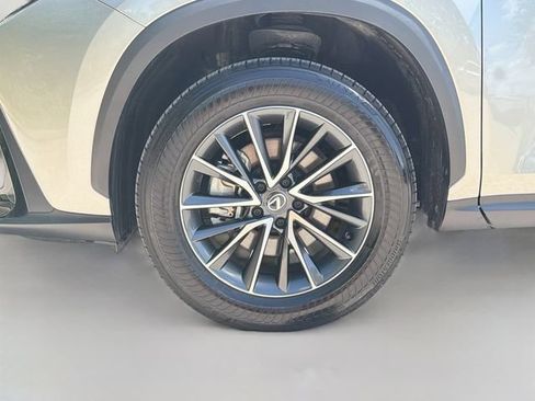 Used 2025 Lexus NX 250 FWD w/ Accessory Package (Z1) image 41