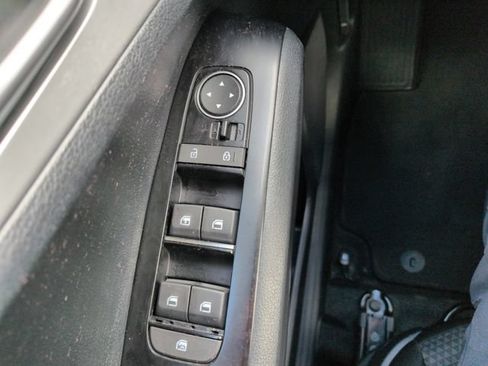 Used 2022 Kia Soul LX FWD image 27