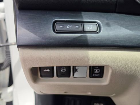 Used 2023 Nissan Maxima Platinum w/ Sport Mat Group FWD image 30