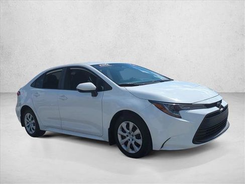 Certified 2026 Toyota Corolla LE FWD image 3