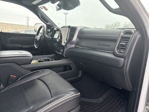 Used 2019 RAM 2500 Limited image 28