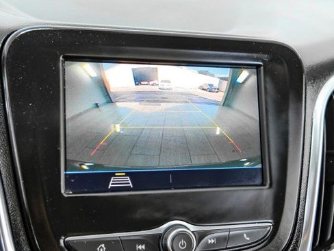 Used 2021 Chevrolet Equinox LS w/ LS Convenience Package FWD image 20