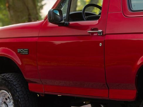 Used 1994 Ford Bronco XLT image 60