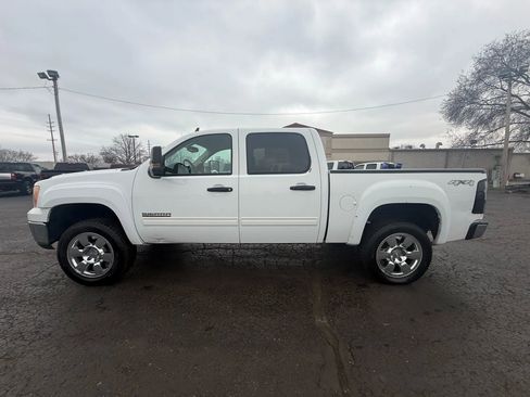 Used 2011 GMC Sierra 1500 SLE w/ Power Tech Package image 9