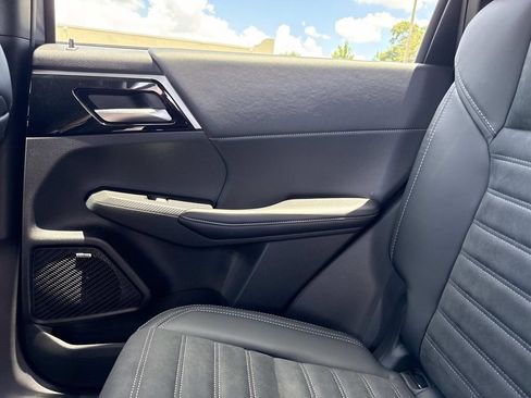 New 2026 Mitsubishi Outlander LE FWD image 16